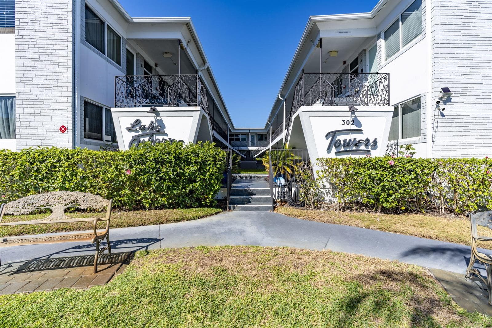 302 Lake Osborne Drive # 5, FL 33461 photo 2