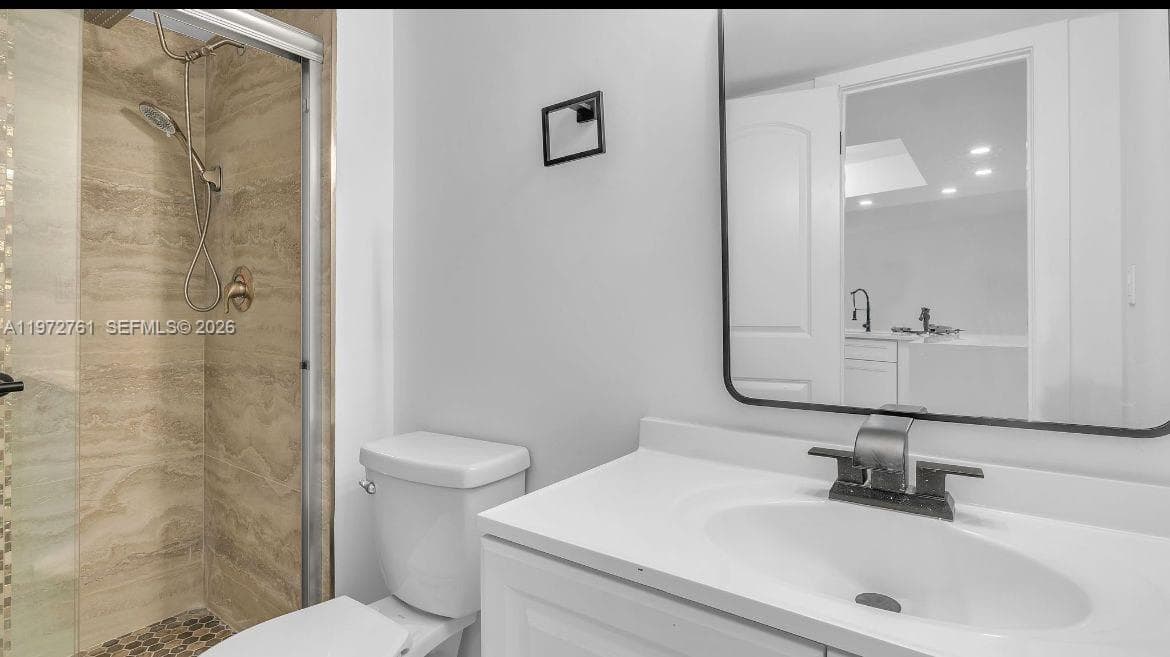 6911 Environ Blvd # 4J, Lauderhill, FL 33319 photo 4