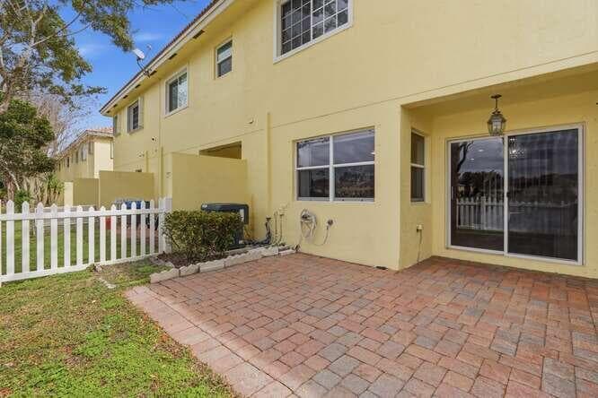 1218 Imperial Lake Road, West Palm Beach, FL 33413 photo 5