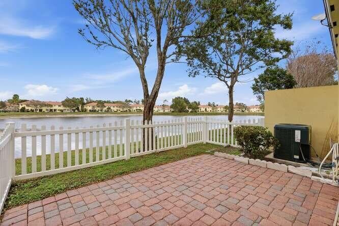 1218 Imperial Lake Road, West Palm Beach, FL 33413 photo 4
