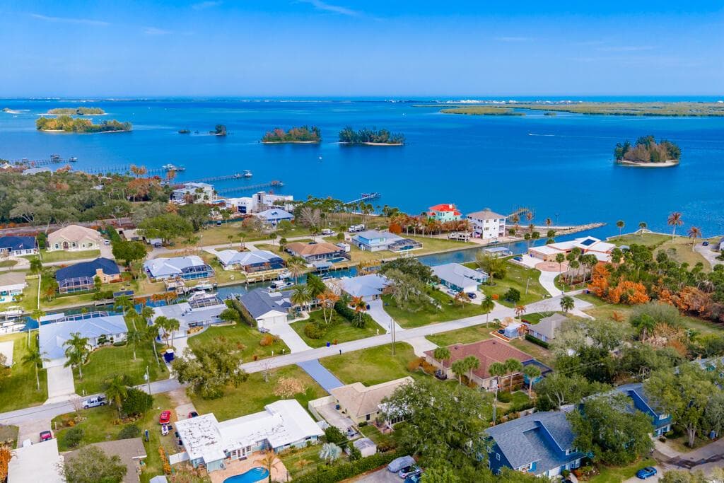 6655 110th Street, Sebastian, FL 32958 photo 2
