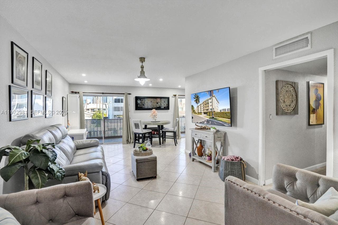 3665 NE 167th St # 208, North Miami Beach, FL 33160 photo 4