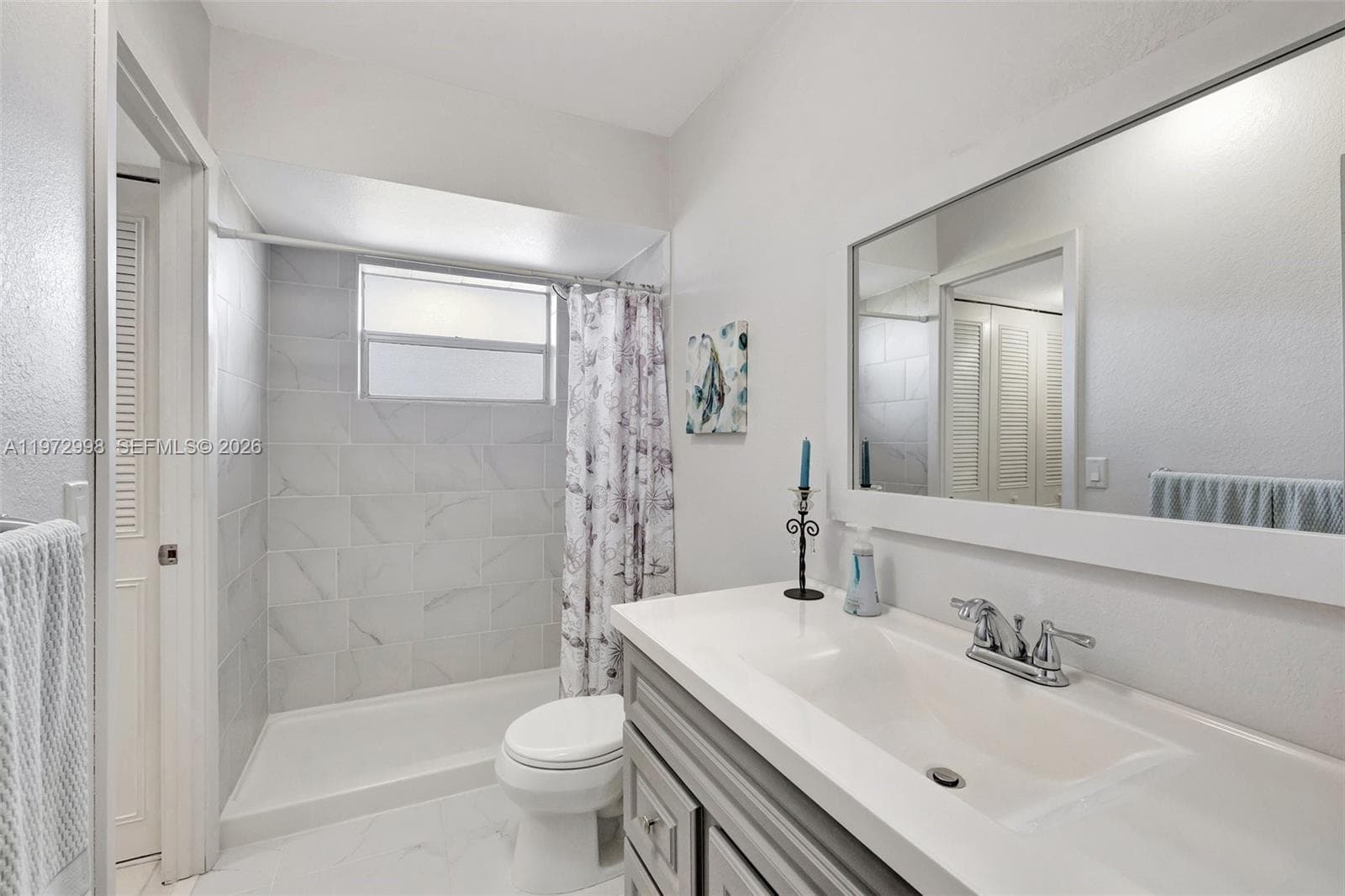 5002 NW 35th St # 306, Lauderdale Lakes, FL 33319