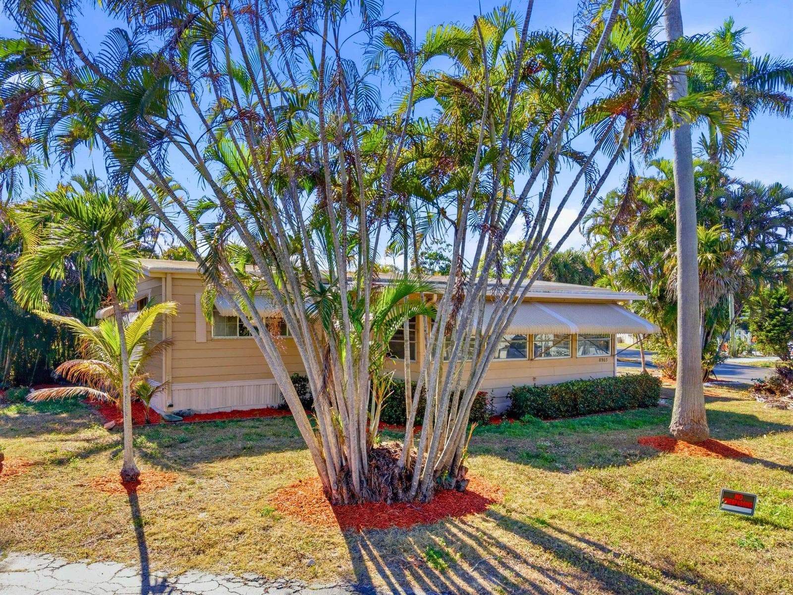 8903 Oak Street, Boynton Beach, FL 33436 photo 3