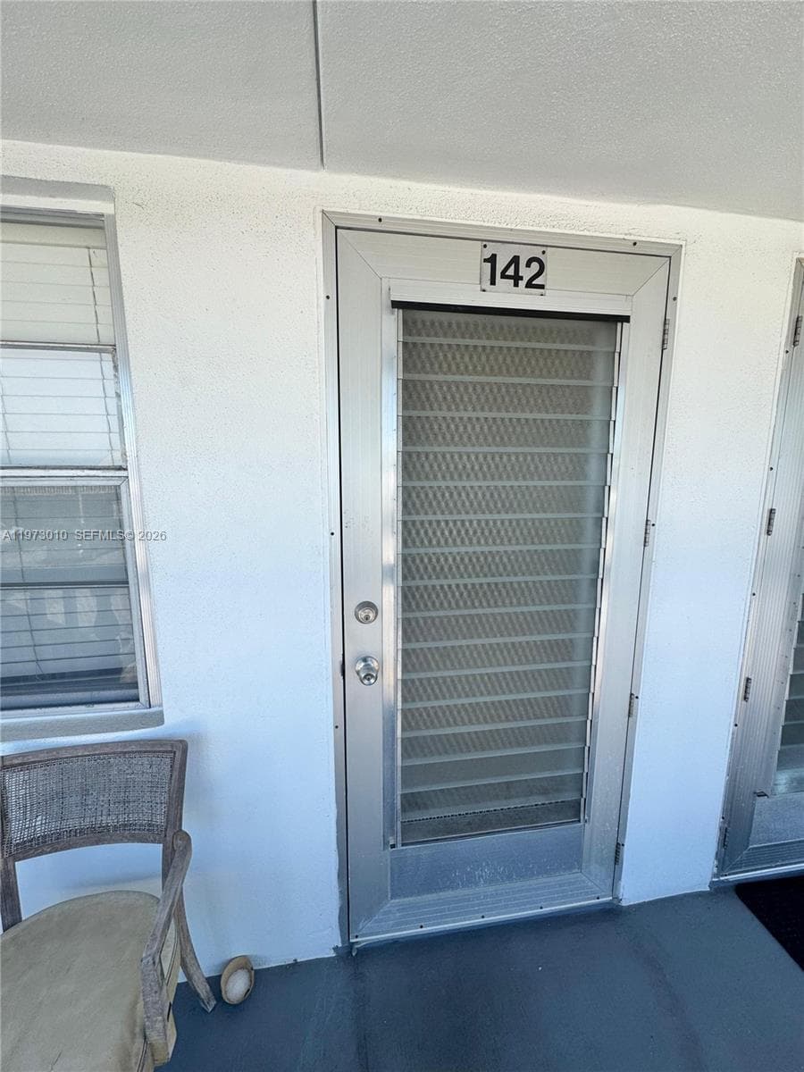 142 Northampton G # 142, West Palm Beach, FL 33417