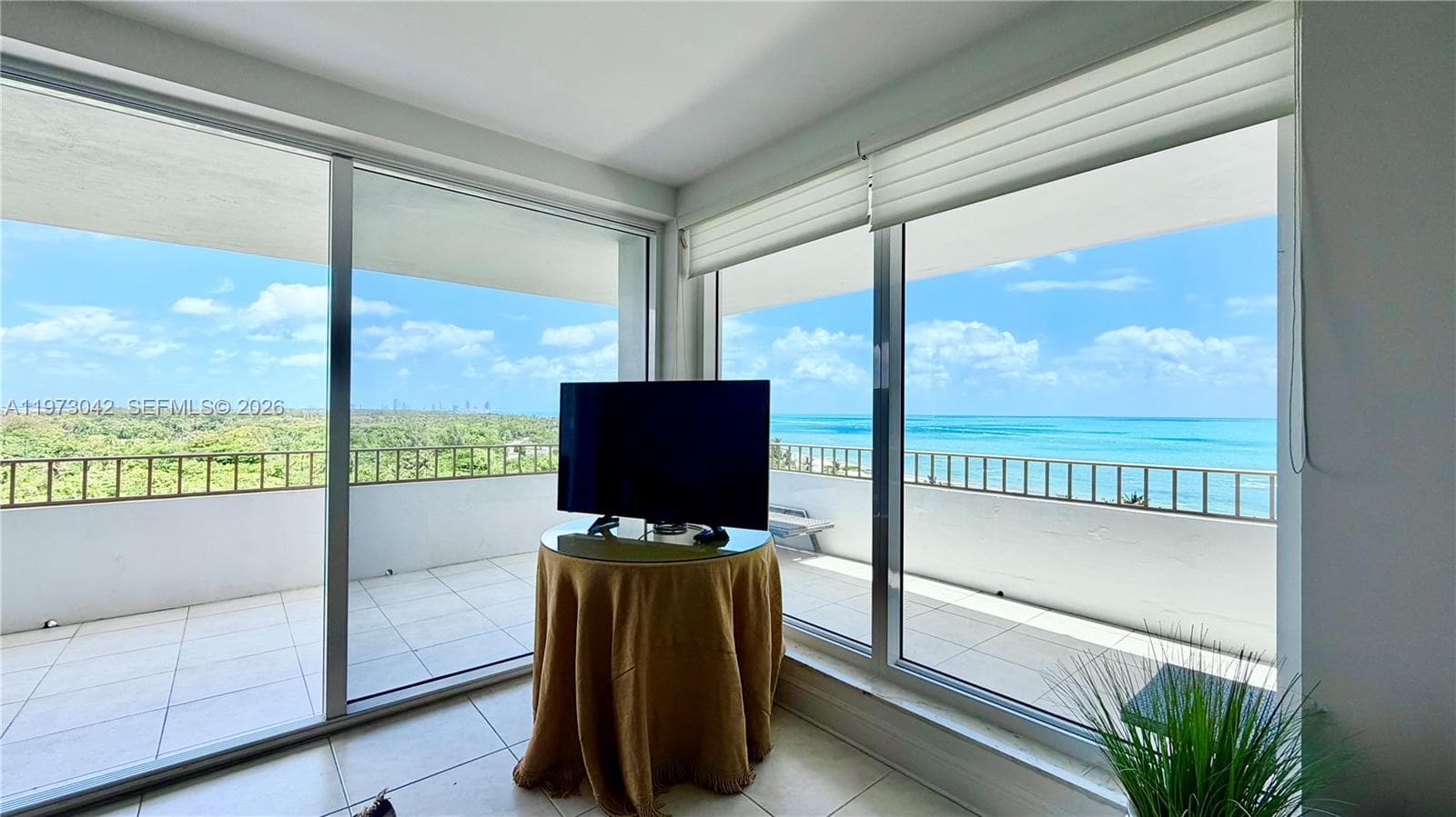 177 Ocean Lane Dr # 1008, Key Biscayne, FL 33149 photo 2