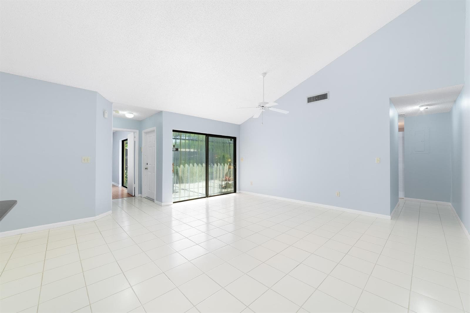 1139 Summit Trail Circle # A, West Palm Beach, FL 33415 photo 4