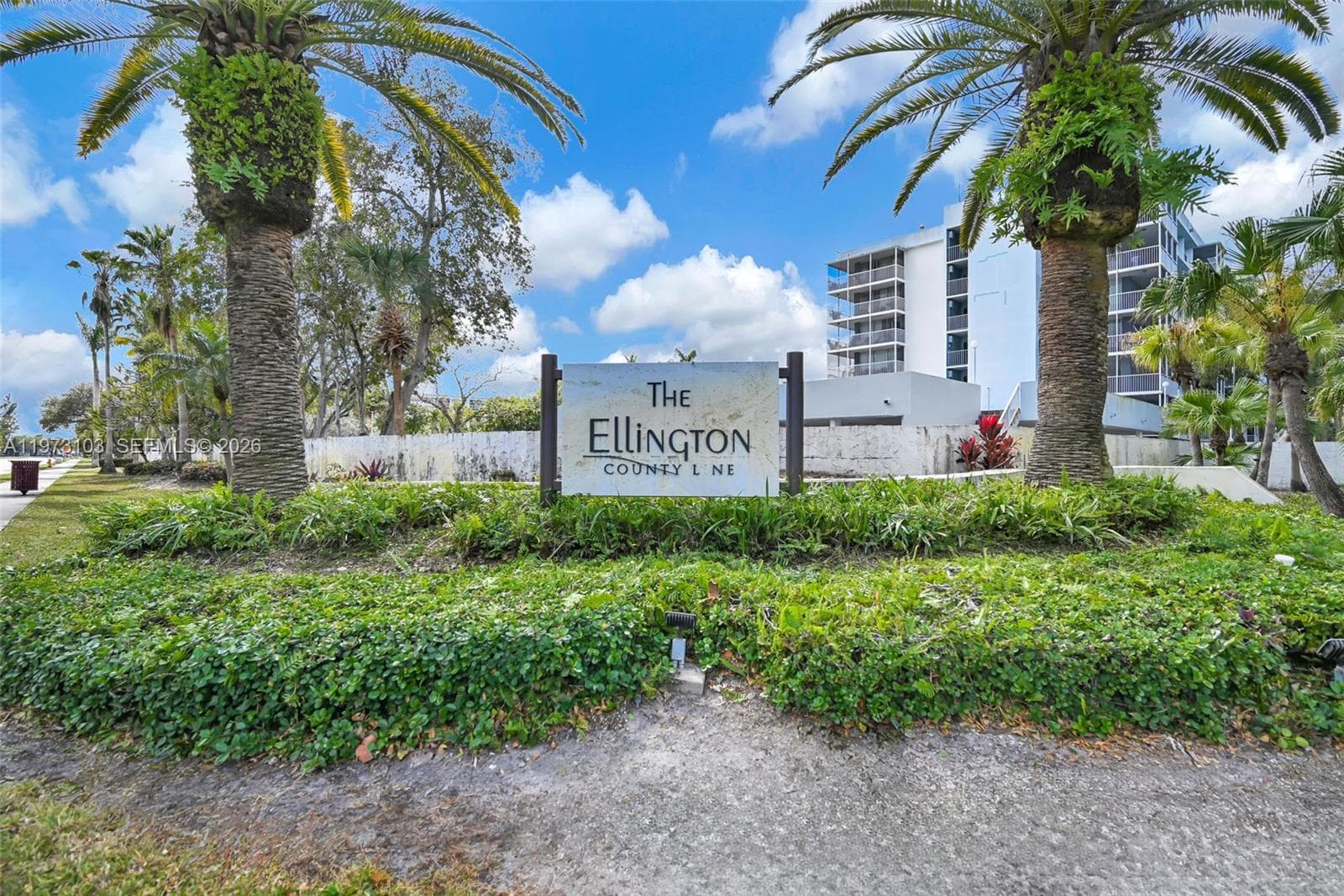 700 NW 214th St # 321, Miami Gardens, FL 33169 photo 2