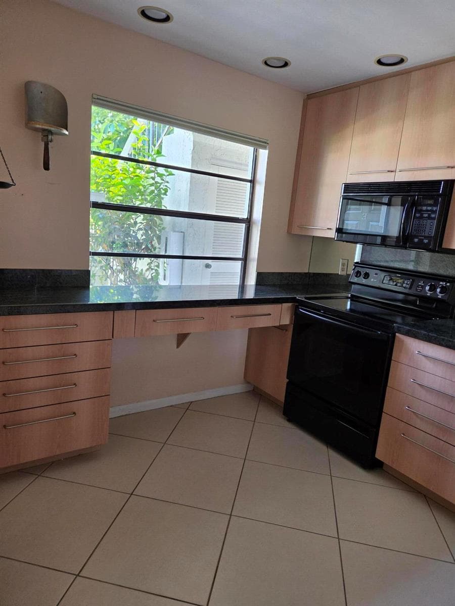 21500 Cypress Hammock Drive # 38e, Boca Raton, FL 33428 photo 2