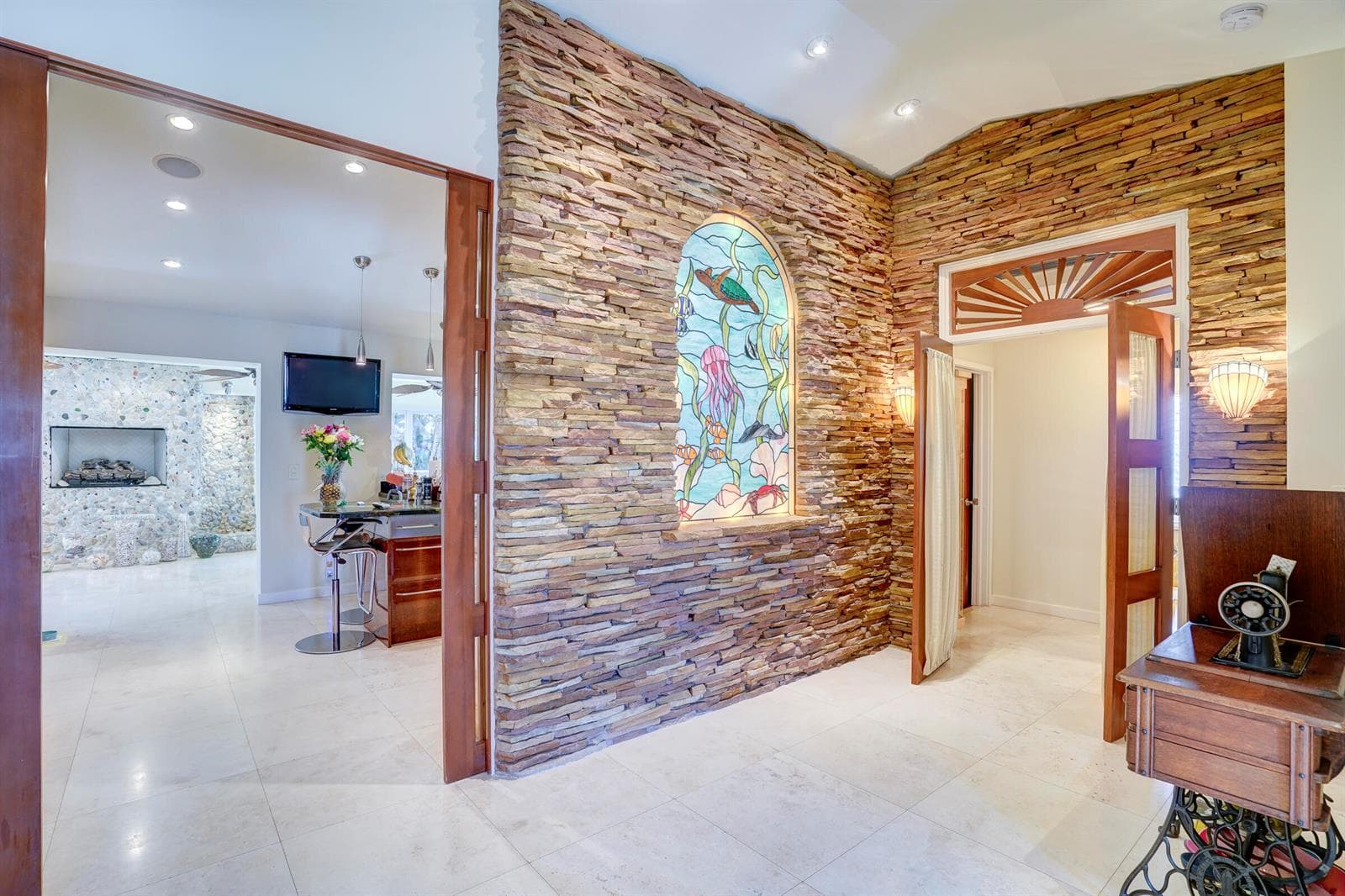 1191 Emerald Drive, Singer Island, FL 33404 photo 3
