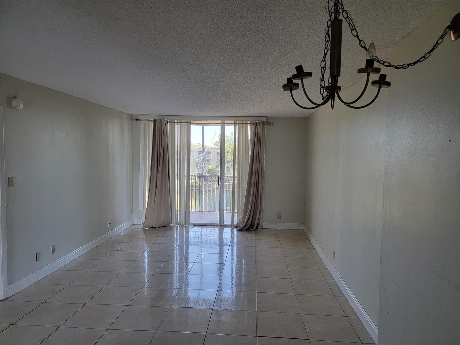 3121 NW 47th Terrace # 403, Lauderdale Lakes, FL 33319 photo 4