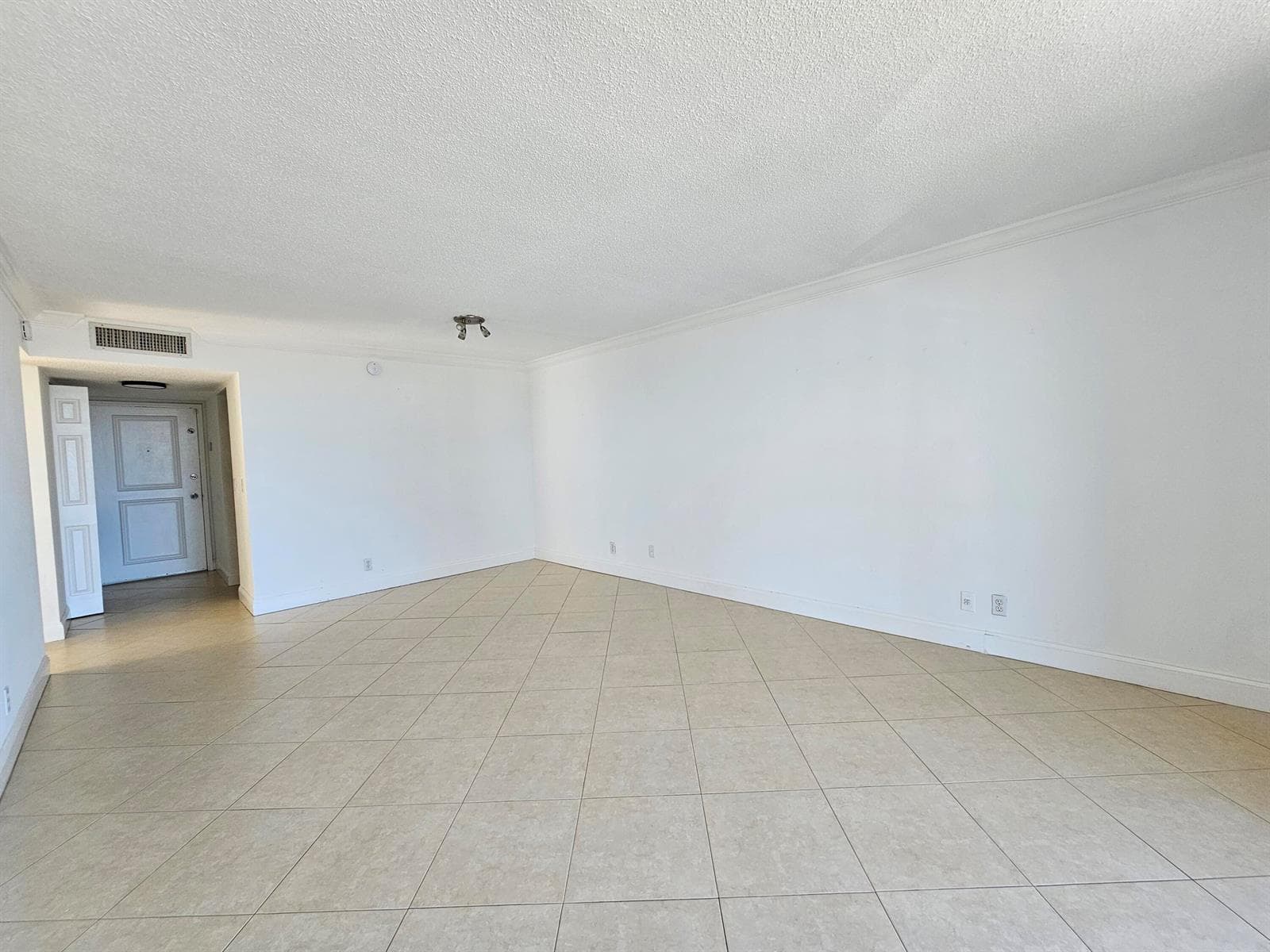 470 Executive Center Drive # 2g, West Palm Beach, FL 33401 photo 4