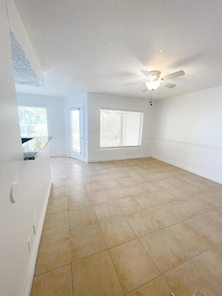 815 W Boynton Beach Boulevard # 4-102, Boynton Beach, FL 33426 photo 2