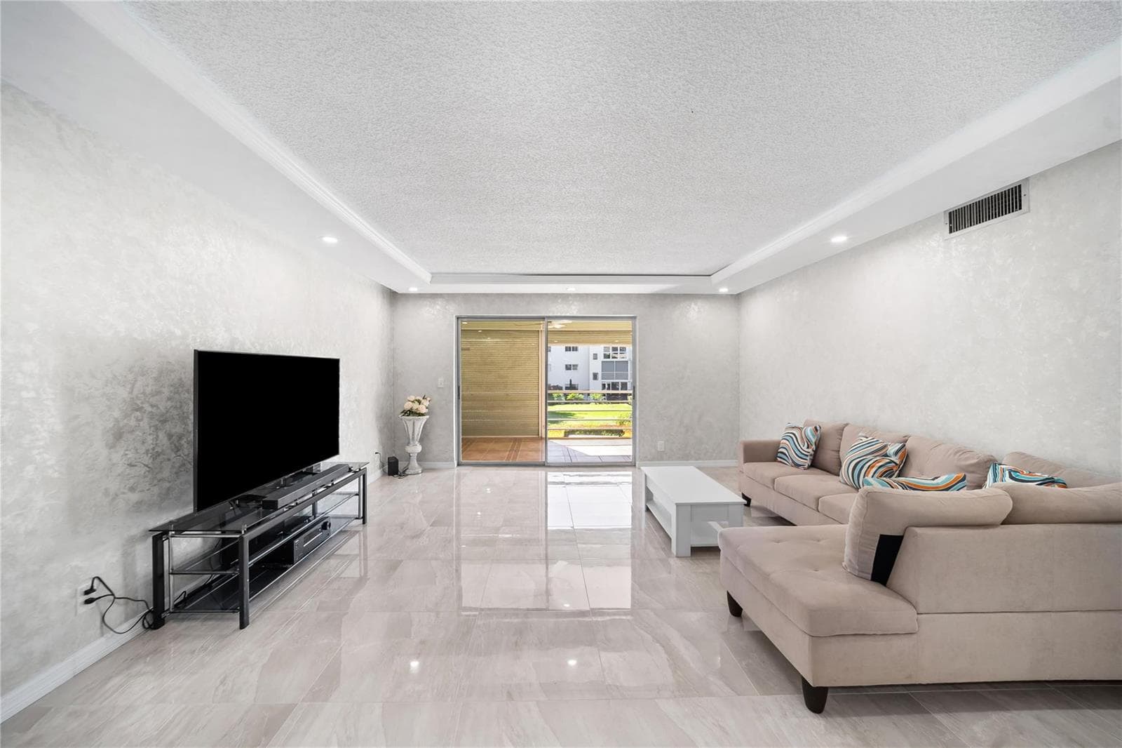 2615 NE 3rd Court # 220, Boynton Beach, FL 33435 photo 3