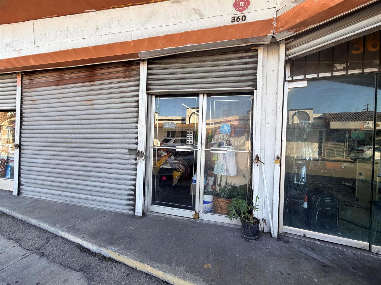 364 W Avenue A, Belle Glade, FL 33430