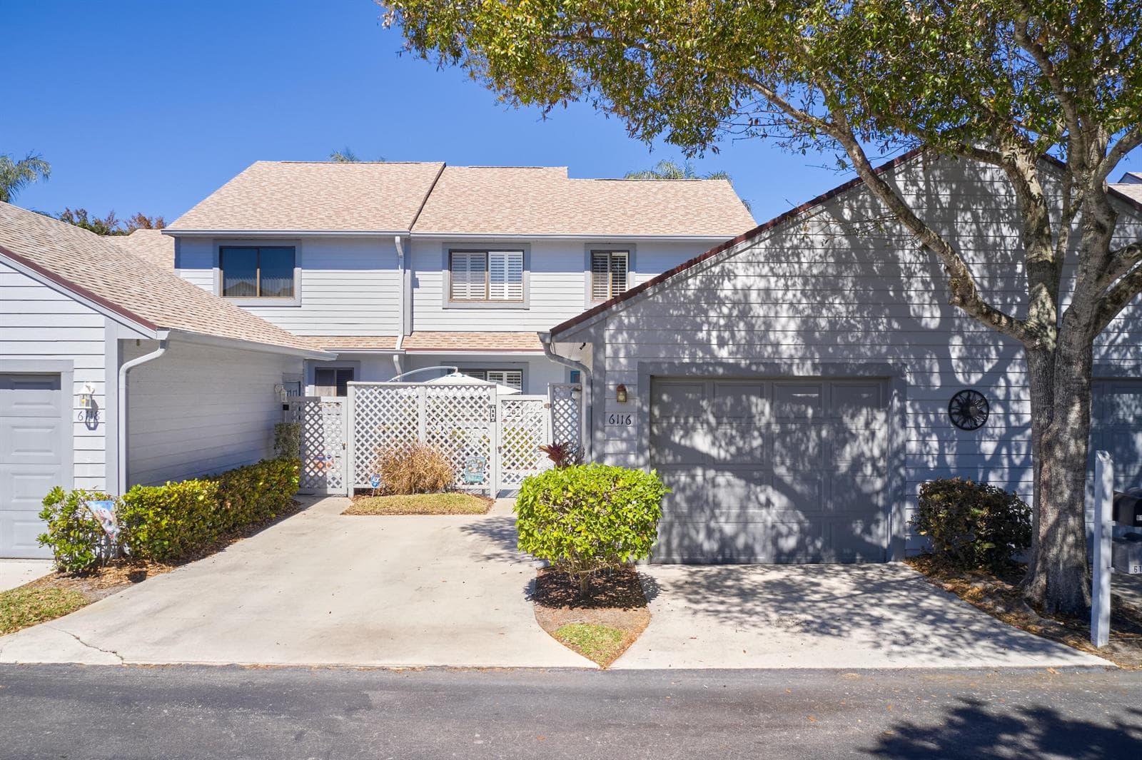 6116 SE Georgetown Place, Hobe Sound, FL 33455 photo 2