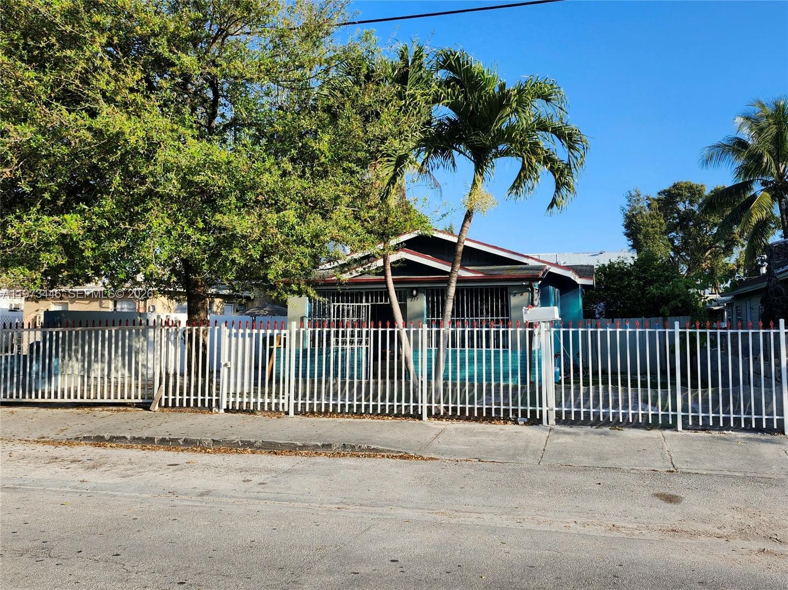 227 NW 33rd St, Miami, FL 33127 photo 2