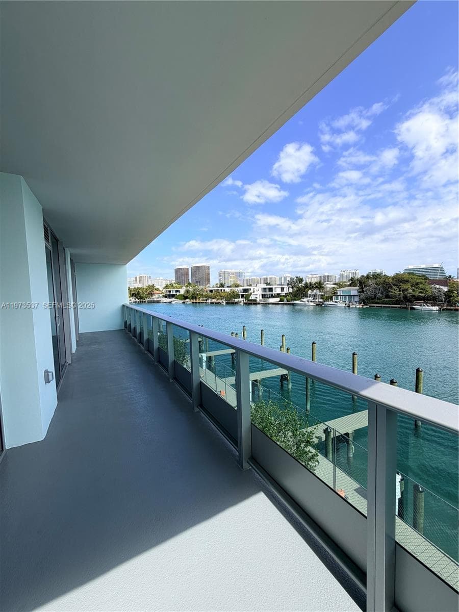 9221 E Bay Harbor Dr # 309, Bay Harbor Islands, FL 33154 photo 3