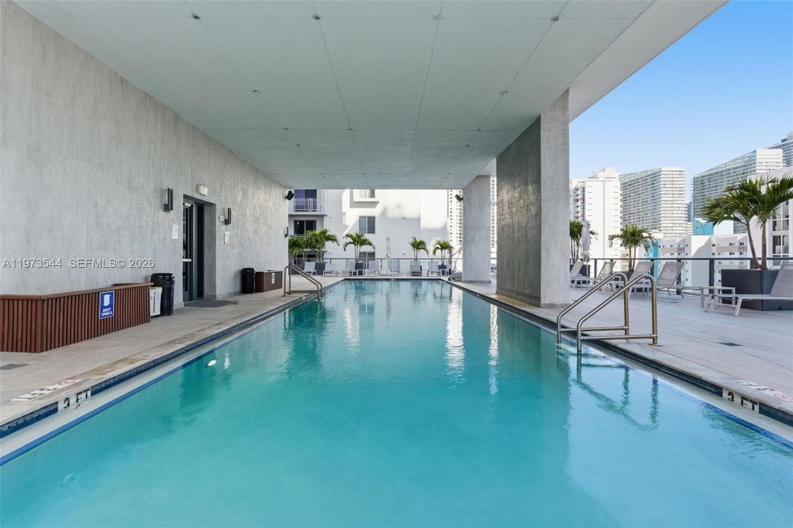 229 SW 9th St # 407, Miami, FL 33130 photo 2