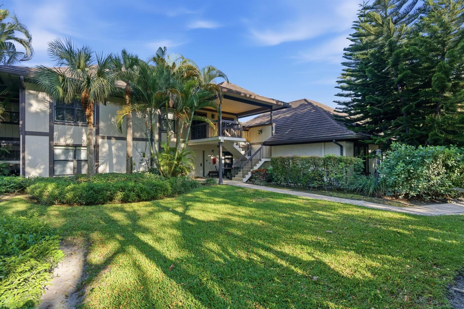 2810 Polo Island Drive # C202, Wellington, FL 33414 photo 2