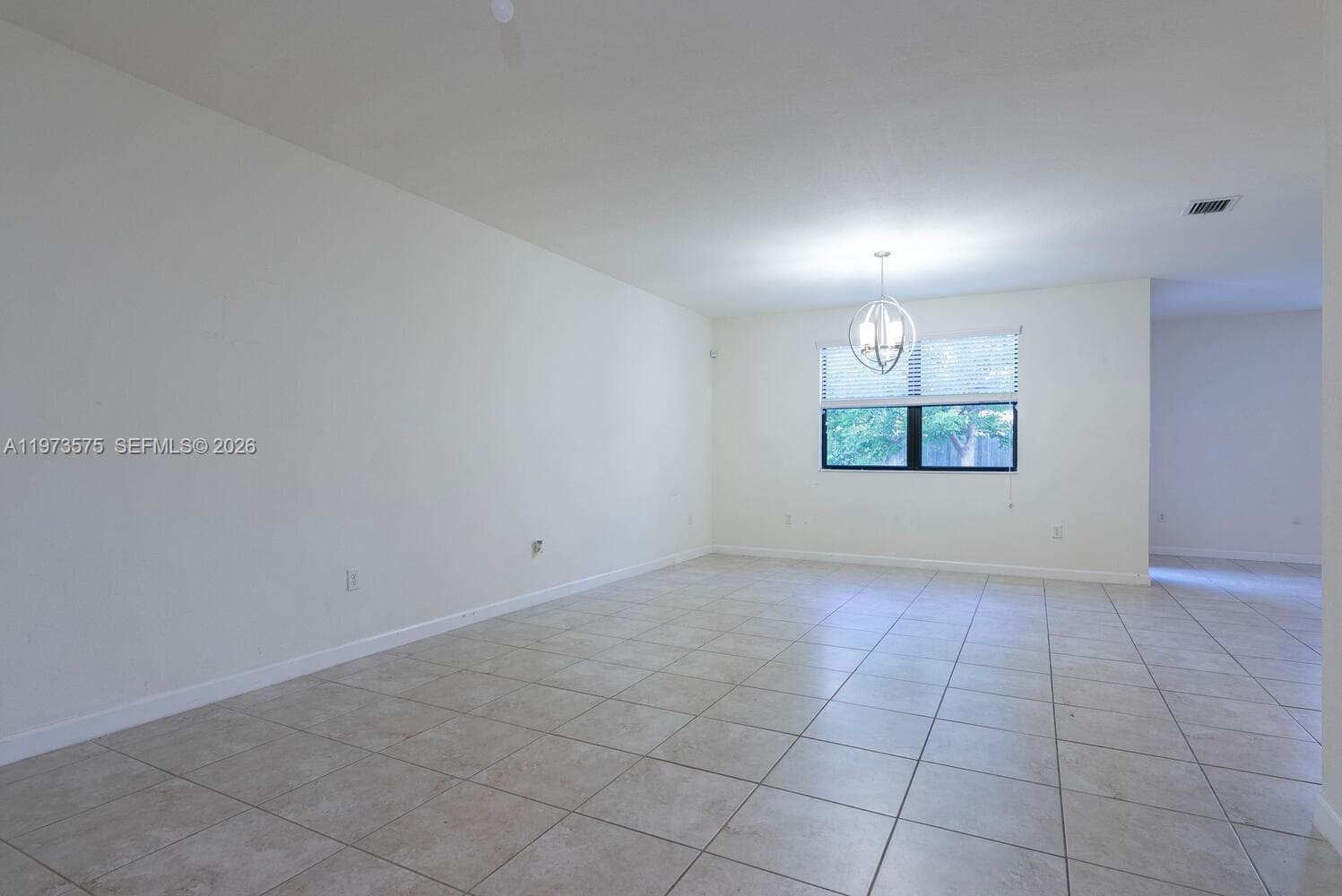 516 SE 35th Ter, Homestead, FL 33033 photo 5