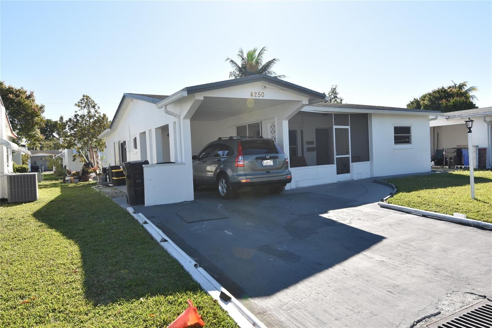 4250 NW 49th Terrace, Lauderdale Lakes, FL 33319 photo 2