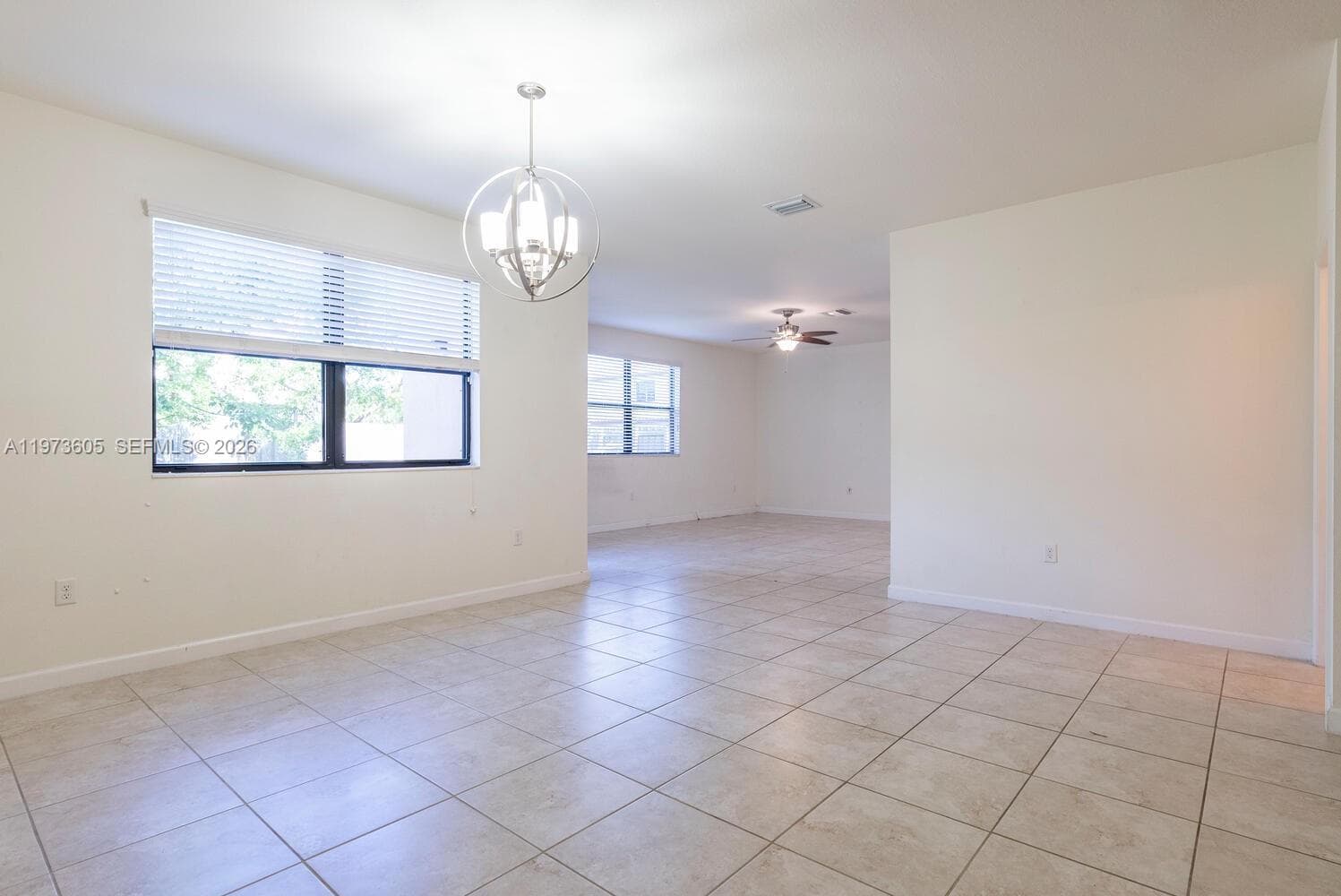 516 SE 35th Ter, Homestead, FL 33033 photo 4