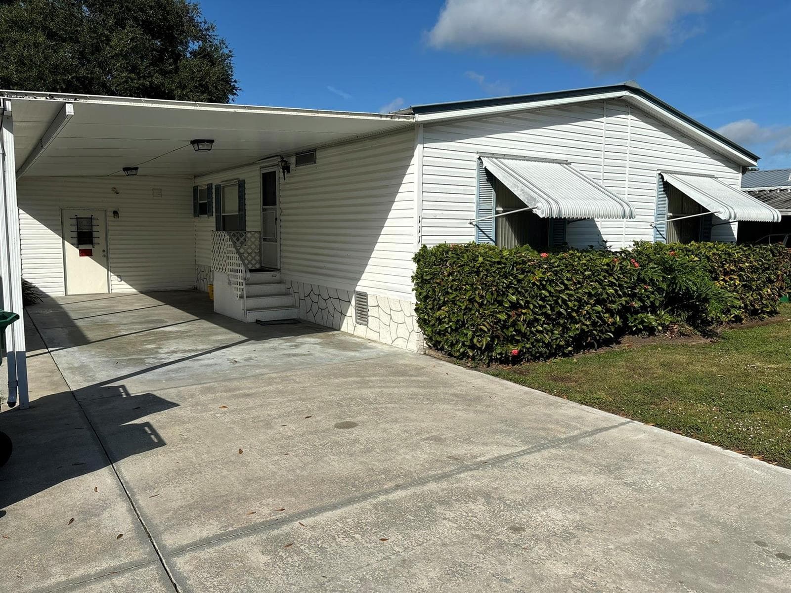 111 NE 8th Avenue, Okeechobee, FL 34972 photo 2