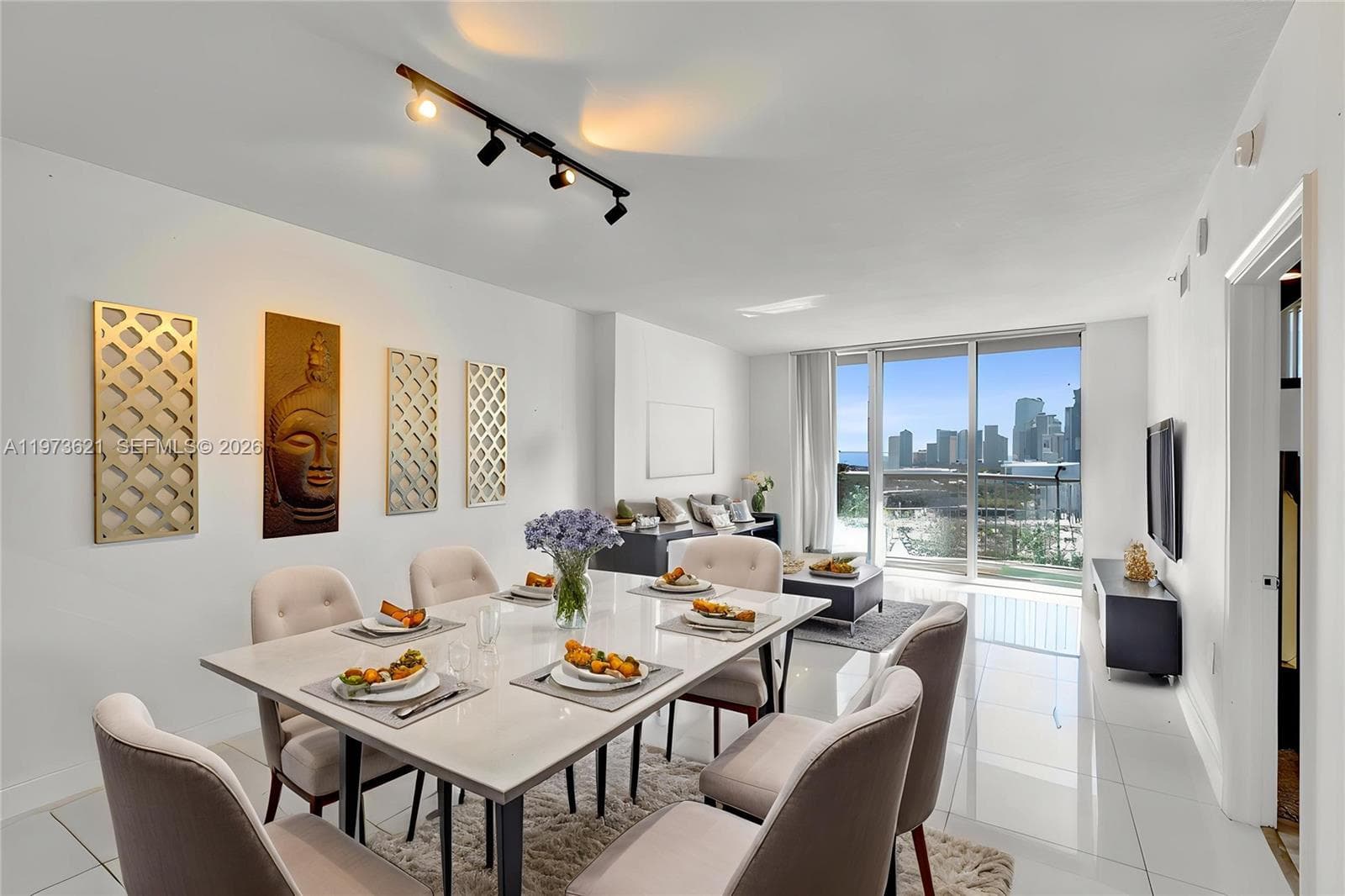 1750 N Bayshore Dr # 2510, Miami, FL 33132 photo 2