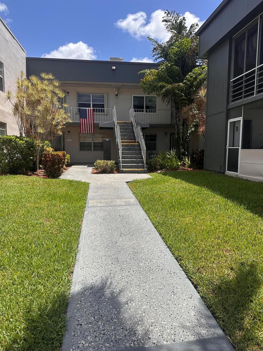 750 Burgundy P, Delray Beach, FL 33484 photo 4