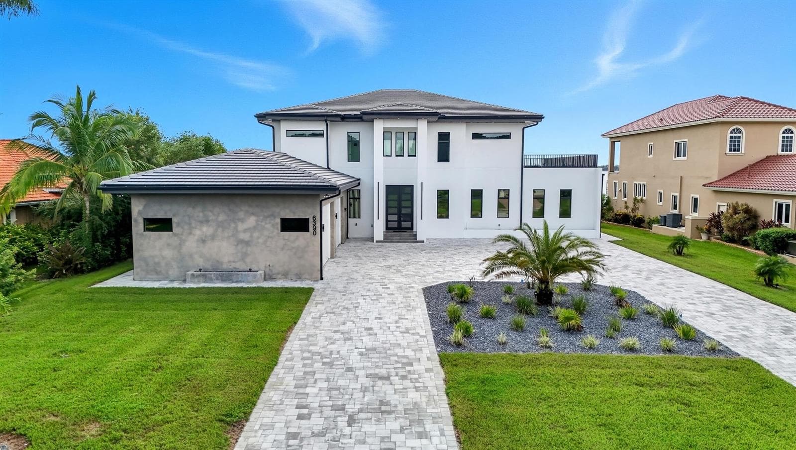 6390 River Club Court, FL 33917 photo 2