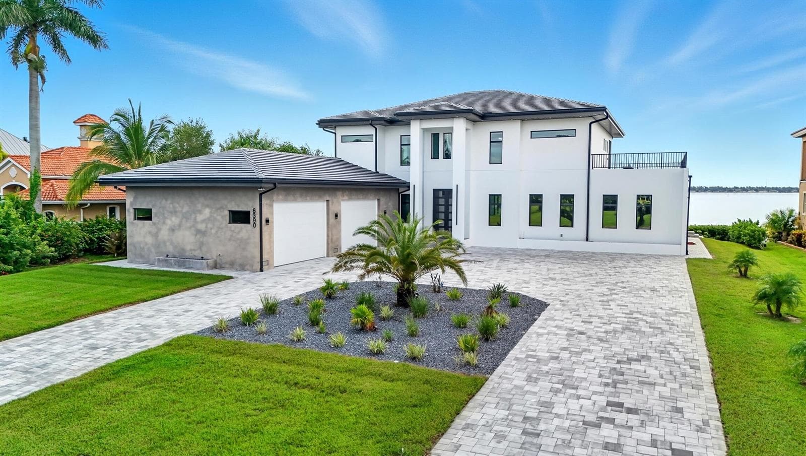 6390 River Club Court, FL 33917 photo 4