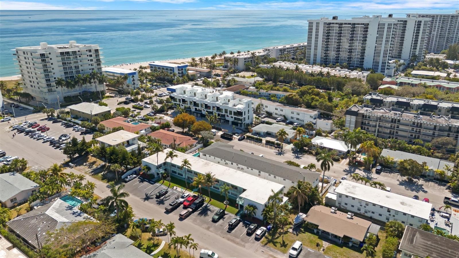 3212 NE 7th Place # 12, Pompano Beach, FL 33062 photo 2