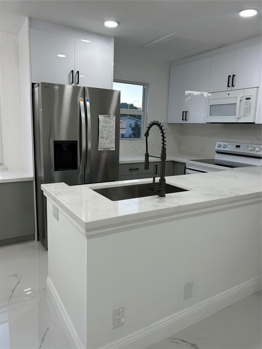 115 Ventnor F # 115, Deerfield Beach, FL 33442 photo 3