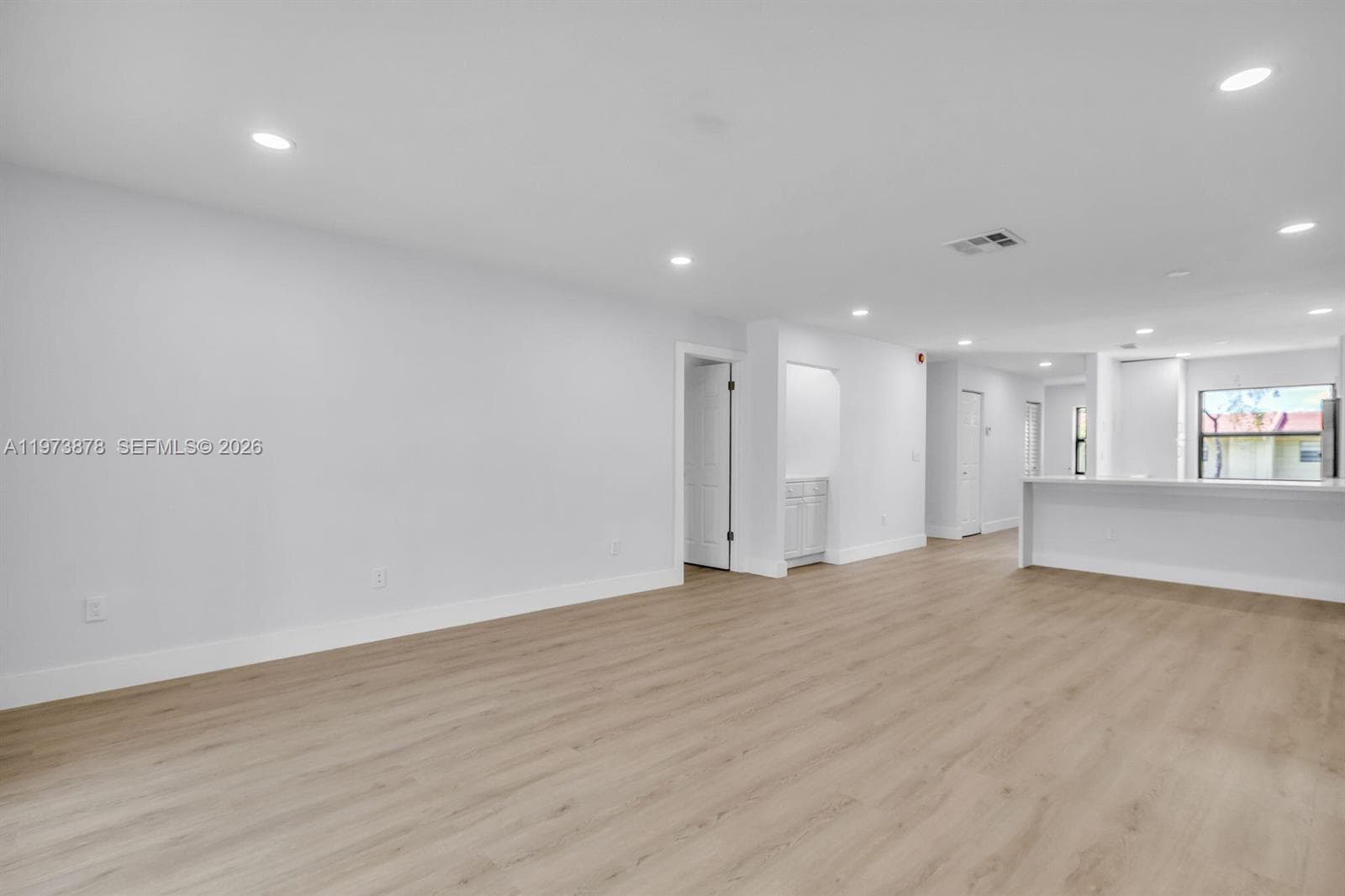 8535 Casa Del Lago # F, Boca Raton, FL 33433 photo 3