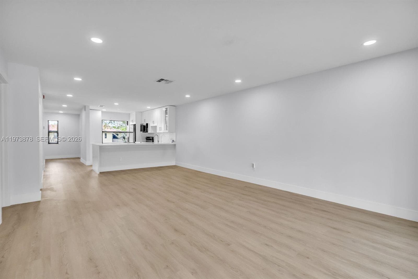 8535 Casa Del Lago # F, Boca Raton, FL 33433 photo 4