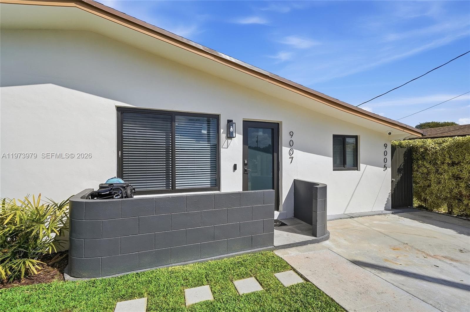 9007 SW 38th St, Miami, FL 33165 photo 4