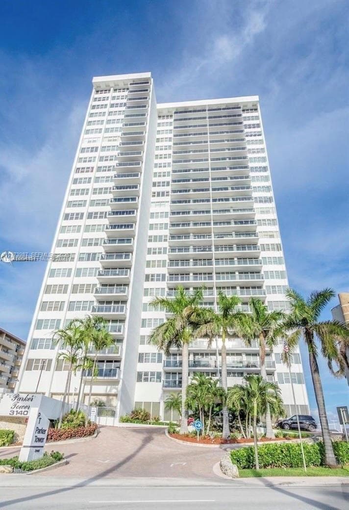 3140 S Ocean Dr # 1812, Hallandale Beach, FL 33009 photo 3