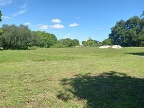 2014 NW 28th Street, Oakland Park, FL 33311 photo 4