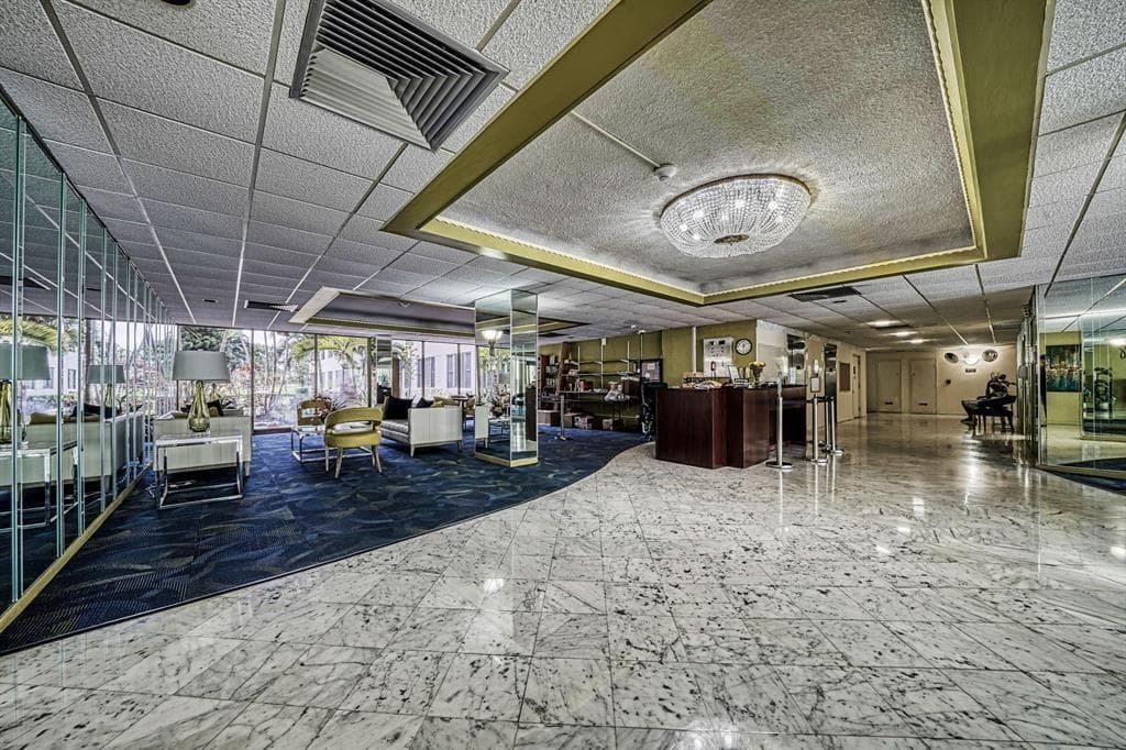 4330 Hillcrest Drive # 420, Hollywood, FL 33021 photo 3