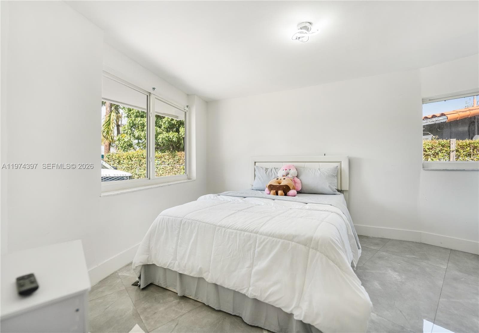 1830 NW 32nd St, Oakland Park, FL 33309 photo 3