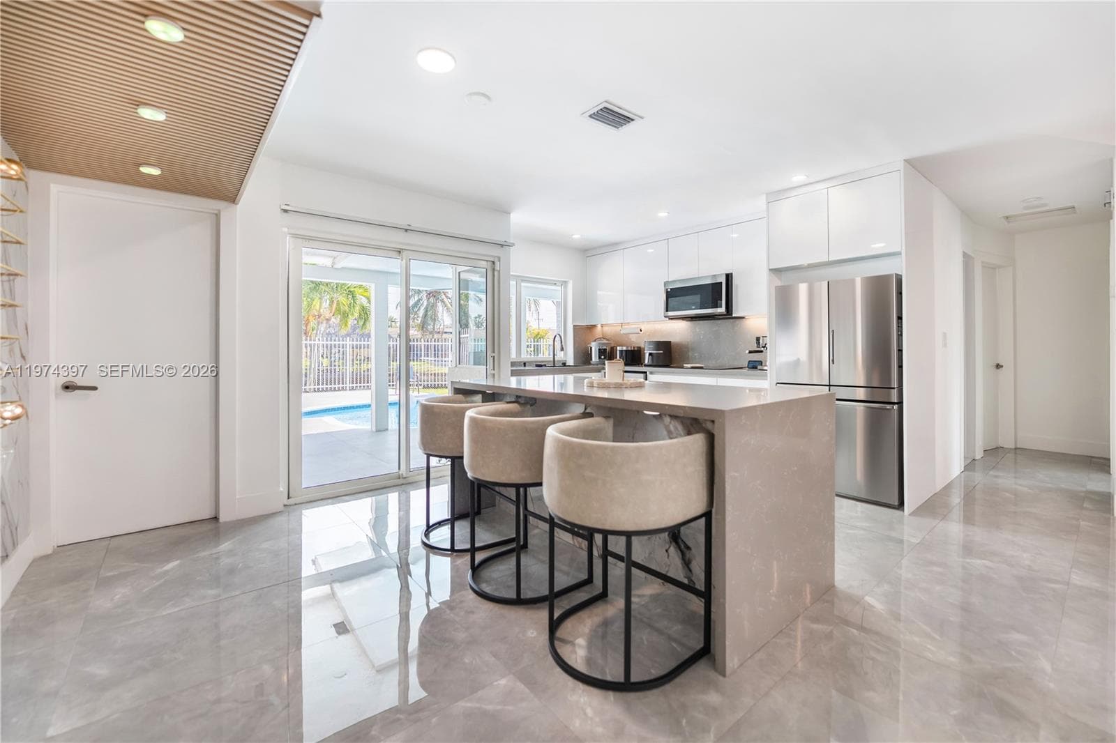 1830 NW 32nd St, Oakland Park, FL 33309 photo 4