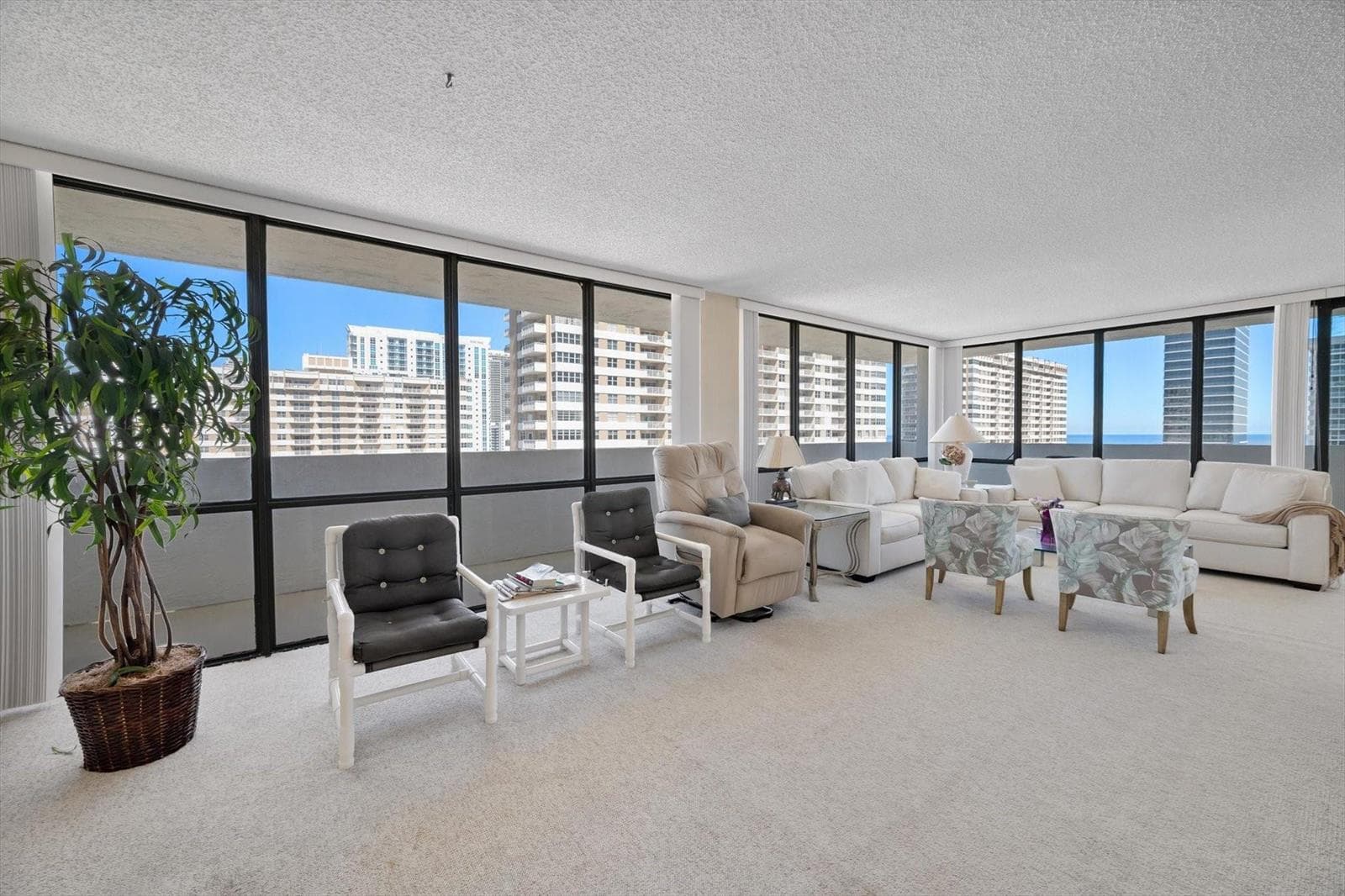 2017 S Ocean Drive # Ph1, Hallandale Beach, FL 33009 photo 5
