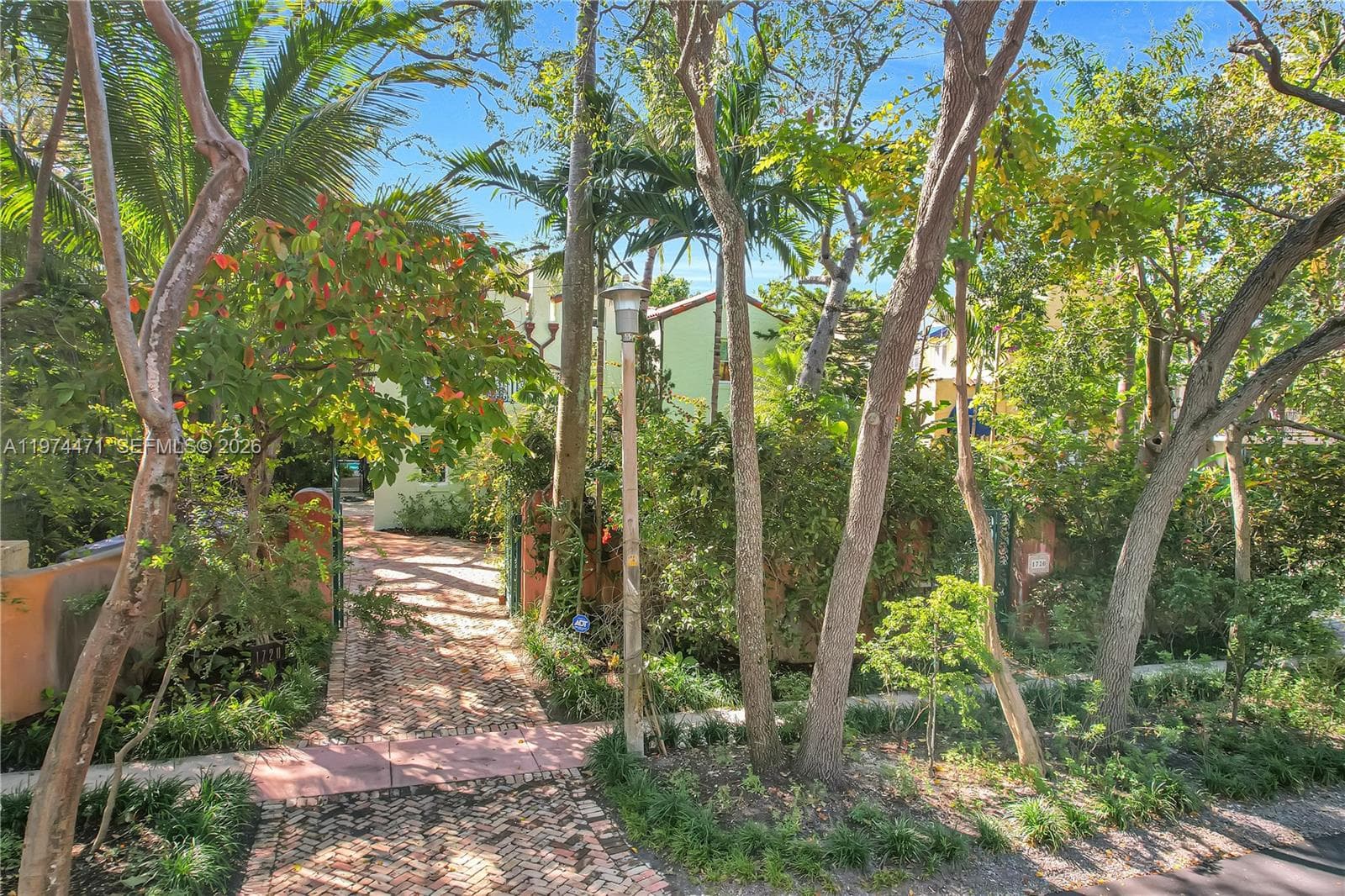 1720 Espanola Dr, Miami, FL 33133 photo 3