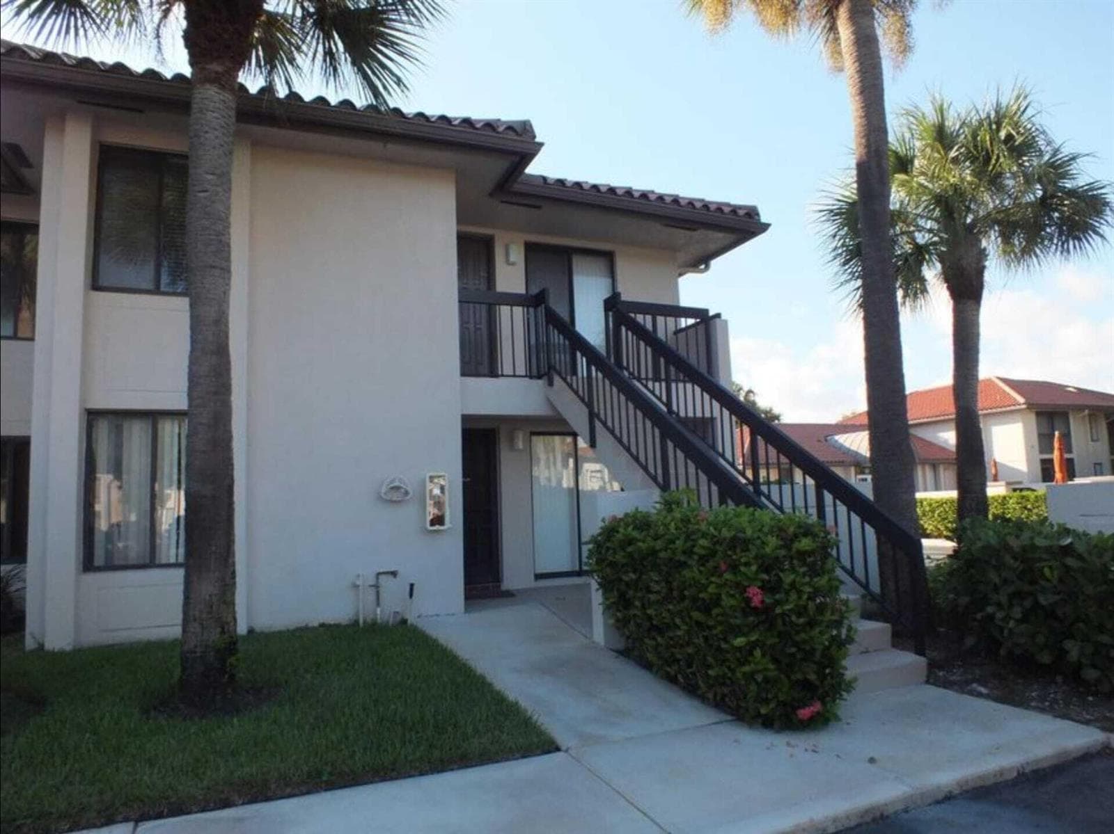 300 E Club Circle # 201, Boca Raton, FL 33487 photo 2