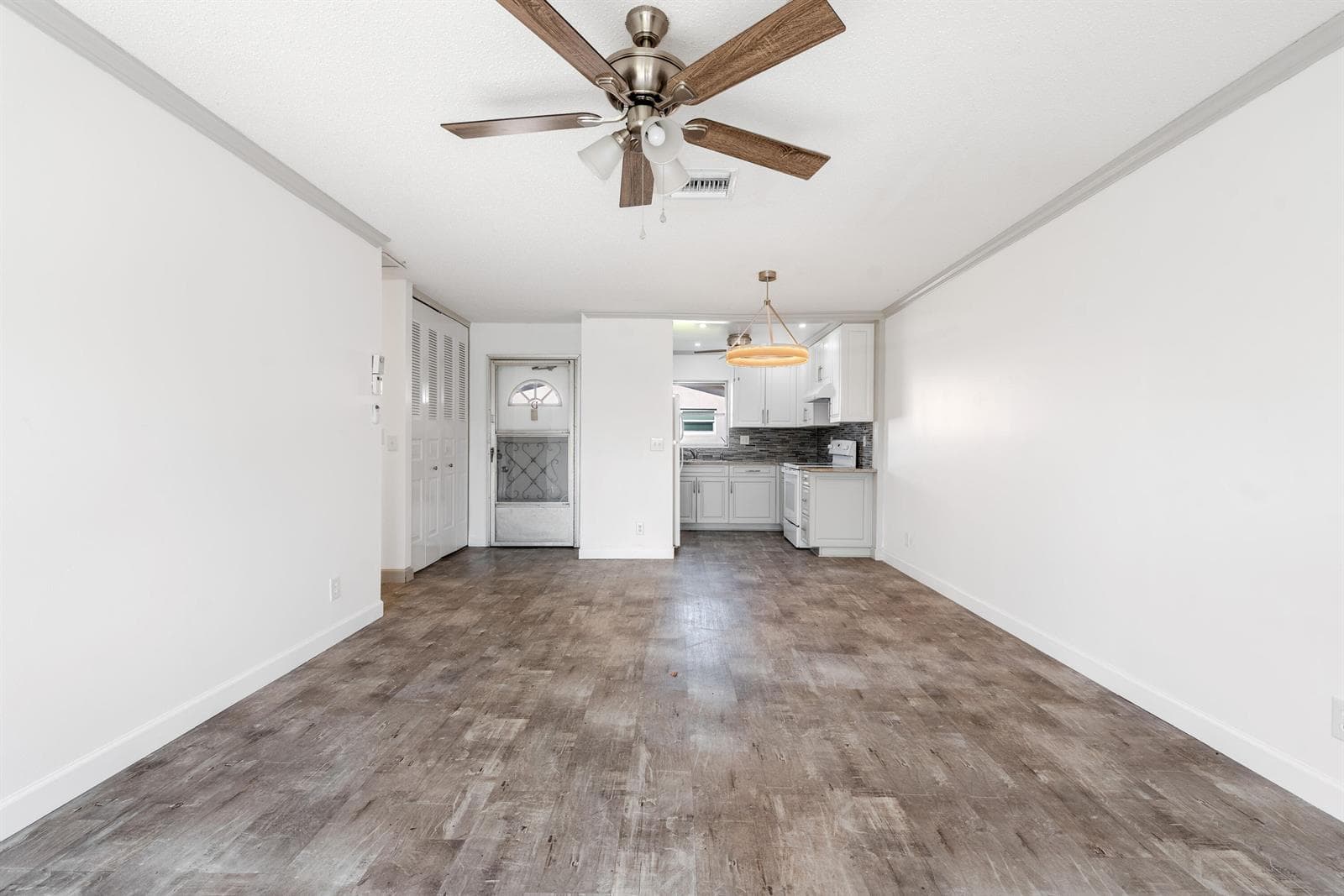 2739 Dudley Drive W # D, West Palm Beach, FL 33415 photo 4