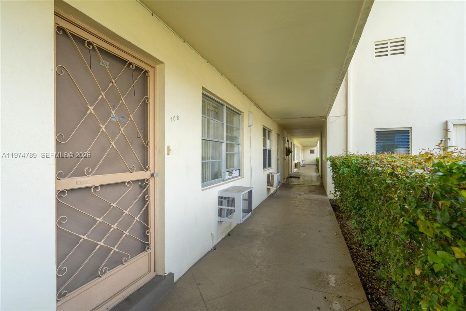 17050 NE 14th Ave # 106, Miami, FL 33162 photo 2