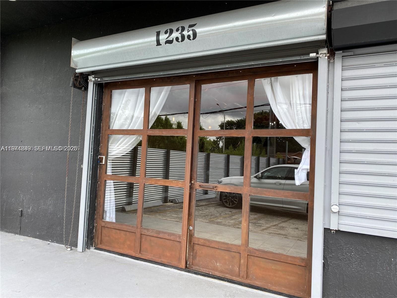 1235 NW 103rd St, Miami, FL 33147 photo 4