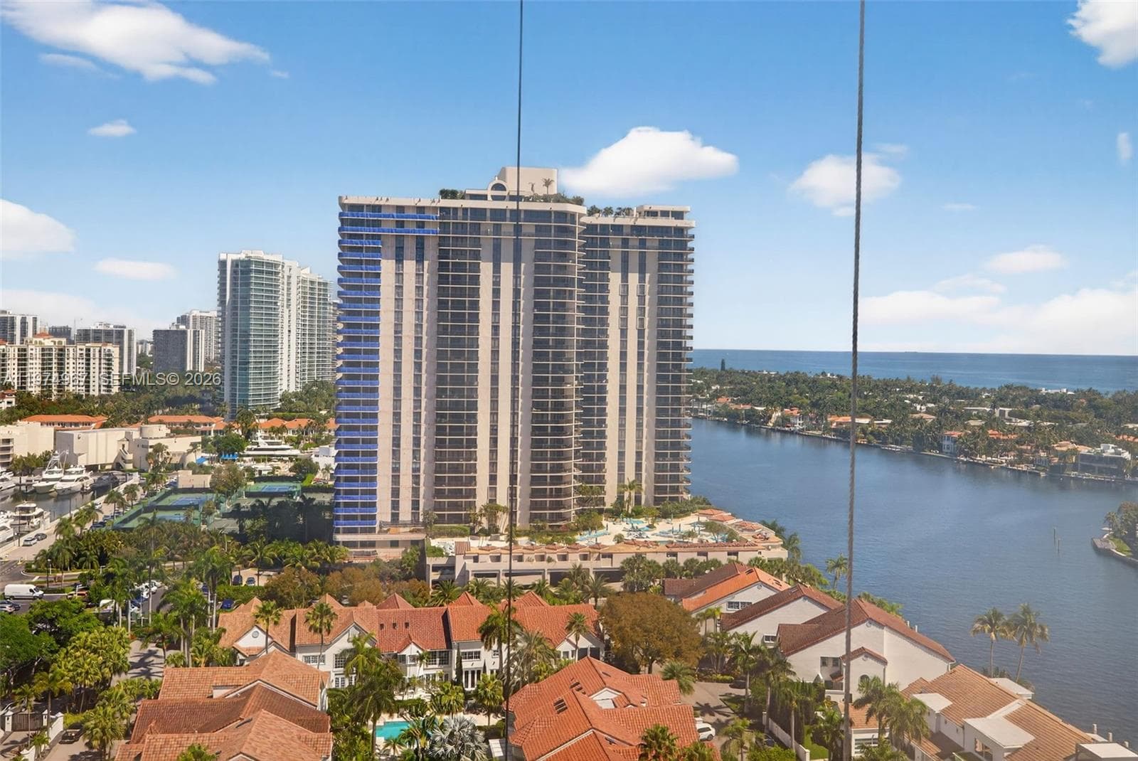19355 Turnberry Way # 17C, Aventura, FL 33180 photo 2