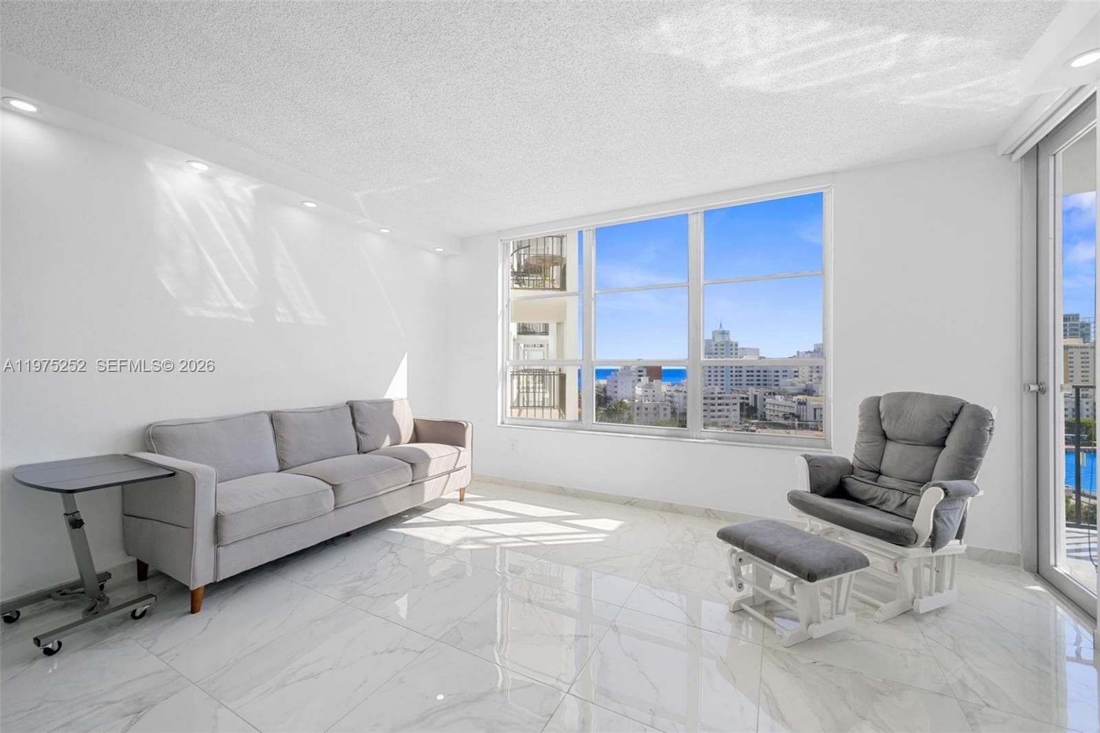 4101 Pine Tree Dr # 919, Miami Beach, FL 33140 photo 3